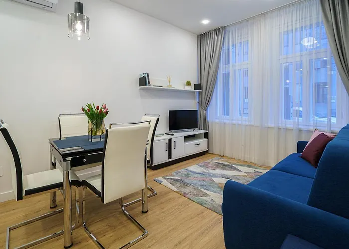 Moder Chic Apartment In Center-Prime Rentals