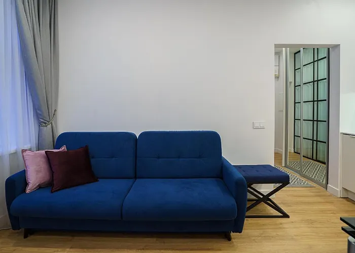 Moder Chic Apartment In Center-Prime Rentals